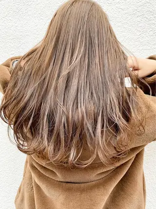 ロング カラー パーマ ヘアアレンジ ✨ハイトーン✨透明感 ✨生神　優季のヘアスタイル