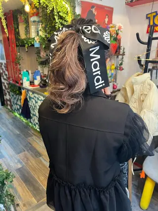 セミロング カラー ヘアアレンジ カラーパティシエ facce🌼ikoのヘアスタイル