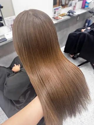 ロング カットカラー🩷 五島桜樫のヘアスタイル