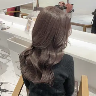 ロング カラー 柏木 愛花のヘアスタイル
