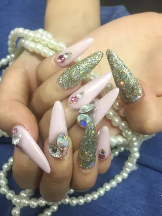 ロング ネイル SENSE of LIBRE所属・SENSE of LIBREのネイルデザイン