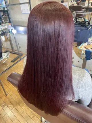 セミロング ラピスキーズ 寺本のヘアスタイル