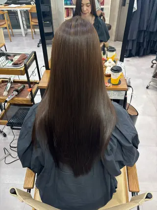 ロング カラー 松本 琉衣のヘアスタイル