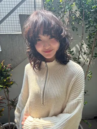 ミディアム SHOTA ハイライト/パーマのヘアスタイル