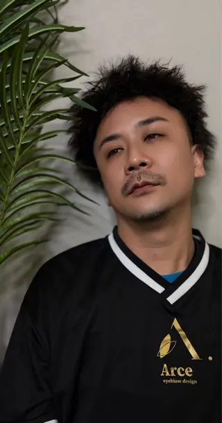 メンズ アイブロウ eyebrow design Arce.所属・山本 克輝の眉毛・アイブロウイメージ