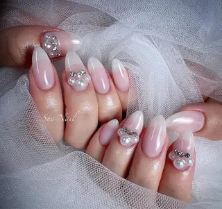 ネイル She   Nail所属・ISA_ BELLAのネイルデザイン