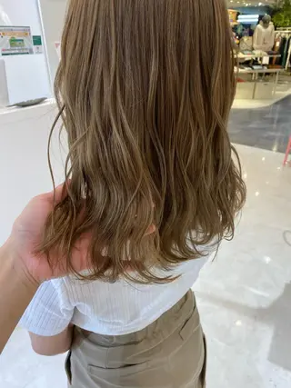 セミロング Number CHIHIROのヘアスタイル