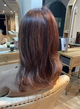 セミロング ハートボックス　四ツ谷所属・Heart box 仲嶺　瑠輝のヘアスタイル