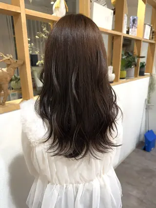 セミロング merc.☘️平岩 那月のヘアスタイル