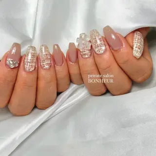 ネイル BONHEUR Annaのネイルデザイン