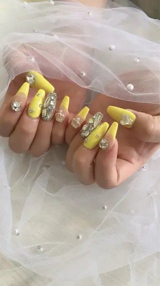 ネイル OPPEN PLAZA ALLURING所属・山谷 愛生のネイルデザイン