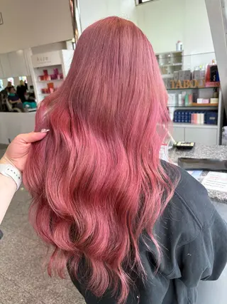 ロング カラー ハイトーン/ブリーチ 🤍足立里湖のヘアスタイル