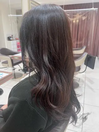 ロング ナチュラル暖色カラー 🤎 佐藤栞のヘアスタイル