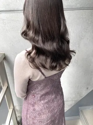 ミディアム 新井 広樹のヘアスタイル