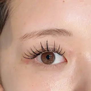 マツエク・マツパ haru所属・眉サロンharu 表参道🤍岡本の眉毛・アイブロウイメージ