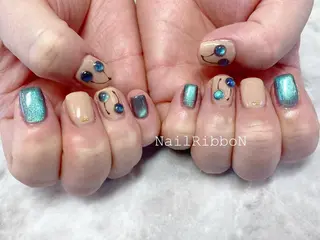 ネイル ネイルリボン 受付スタッフのネイルデザイン