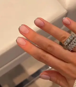 ネイル 高木 維麗絲のネイルデザイン