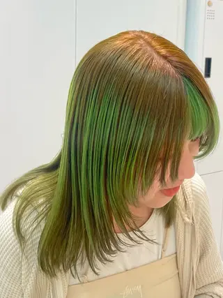 セミロング カラー ヘアアレンジ 🦠デザインカラー/ 魚瀬あおい🦠のヘアスタイル