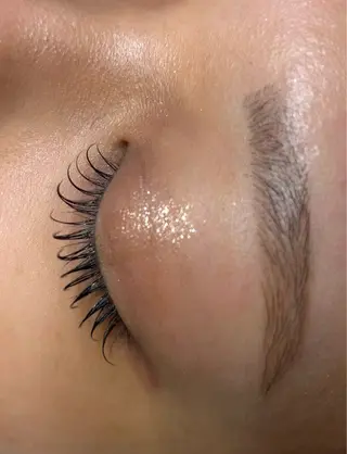 アイブロウ eyelash mignon所属・eyelash mignonのマツエク・マツパデザイン