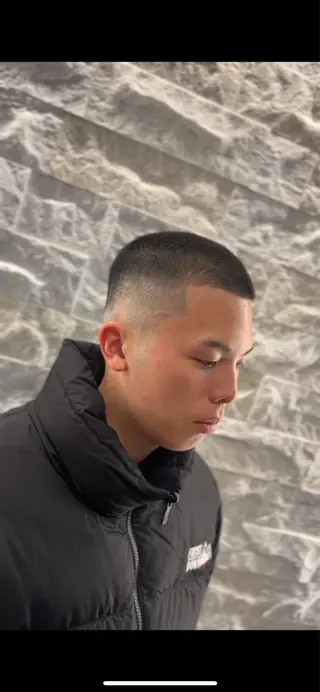 ショート メンズ BLISS BARBER ブリスバーバー所属・安立 玲於のヘアスタイル