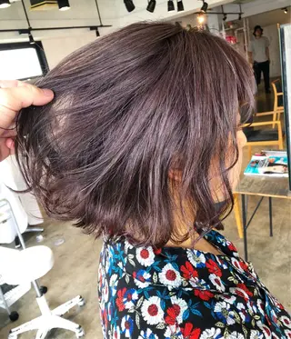 カラー ハイトーン/レイヤー /ケアブリーチ石川治のヘアスタイル