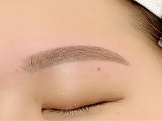 アイブロウ オクターブ天神店 イサヤマのマツエク・マツパデザイン