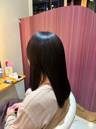 ミディアム 五番街所属・美容室 五番街のヘアスタイル