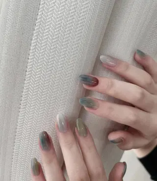 ネイル RAFFINE haru🦋🩵のネイルデザイン