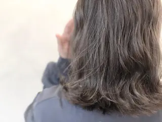 ミディアム カラー ヘアアレンジ いしだ みさきのヘアスタイル