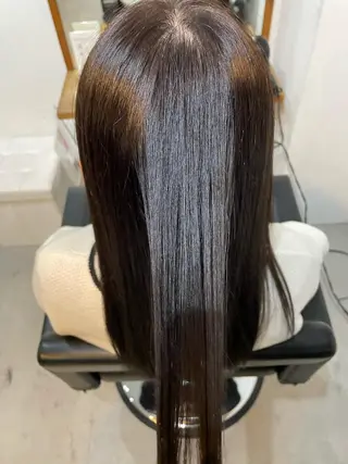 ロング 🐬脱白髪染めカラー 清水大世🐬のヘアスタイル