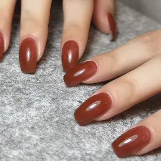 ミディアム ルミエナ銀座 宮本のネイルデザイン