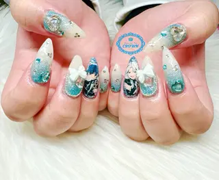 ネイル CROWN プライベートサロンのネイルデザイン