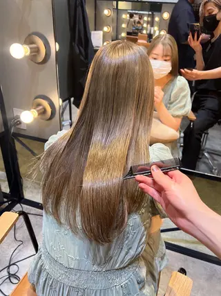 ロング 髪質改善ストレート Kantaのヘアスタイル