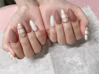 ミディアム ネイル 《LB》ラブリエ Nail&eyeのマツエク・マツパデザイン