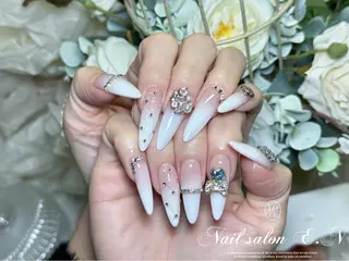 ネイル E.N🦋 長さ出し/持ち込みのネイルデザイン