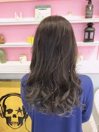 セミロング カラー 浦山 和之のヘアスタイル
