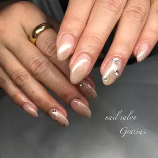 ネイル Gracias. rieのネイルデザイン