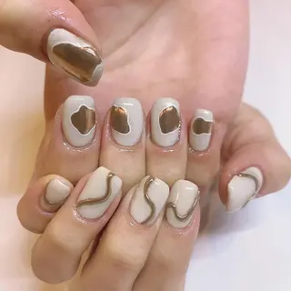 ネイル ヤマダ サクラのヘアスタイル