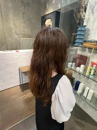 ロング パーマ ROBBY所属・松井美樹/似合わせ ガーリー・韓国のヘアスタイル