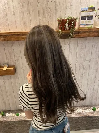 カラー 成田 海斗のヘアスタイル