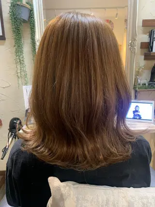 ミディアム カラー 林 友美のヘアスタイル