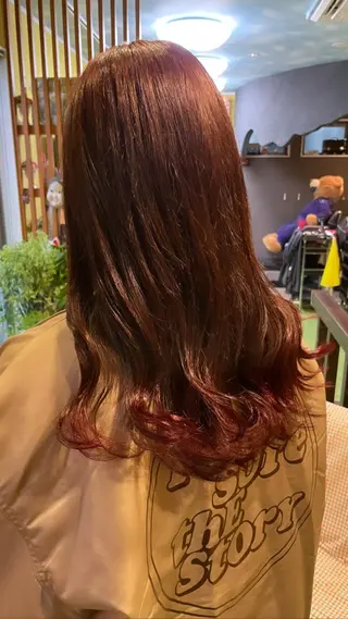 ロング カラー デザインカラー🏝️ 須賀汐音のヘアスタイル