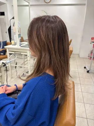 セミロング カラー ハイライトカラー/ ハイトーン🍀白石のヘアスタイル