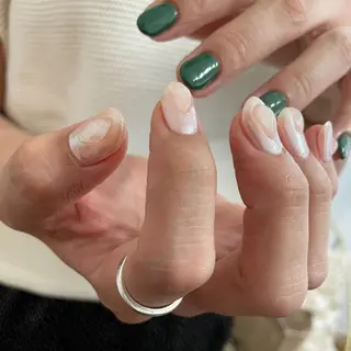 ネイル kiii.__ ✴︎*のネイルデザイン