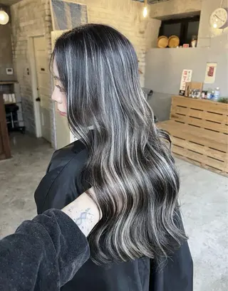 ロング カラー ROBIN所属・指名数No.1 /NAOYAのヘアスタイル