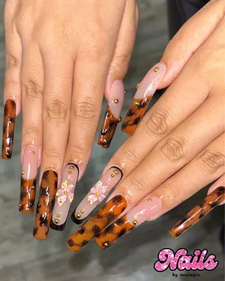 ネイル ギャルネイル🧸💖 narujesのネイルデザイン