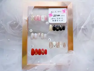 ネイル Queennail 北堀江AYAのネイルデザイン