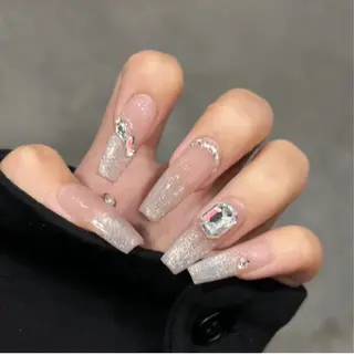 ネイル 有田 由佳のネイルデザイン