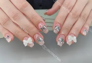 ネイル 神田 ココナッツのネイルデザイン