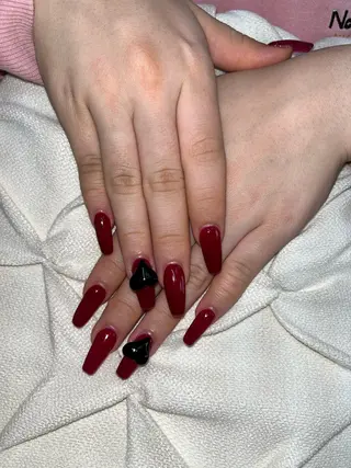 ネイル nail.salon .Reversalのネイルデザイン